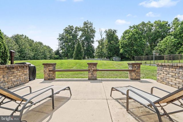 654 OLD QUAKER RD, Lewisberry, PA 17339