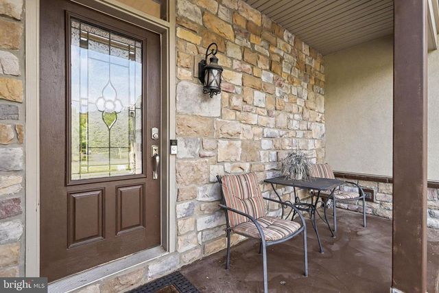 654 OLD QUAKER RD, Lewisberry, PA 17339