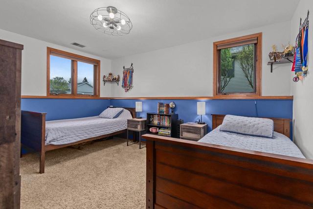 2212 W SENECA DRIVE, Appleton, WI 54914