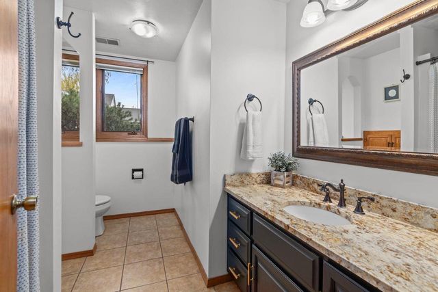 2212 W SENECA DRIVE, Appleton, WI 54914