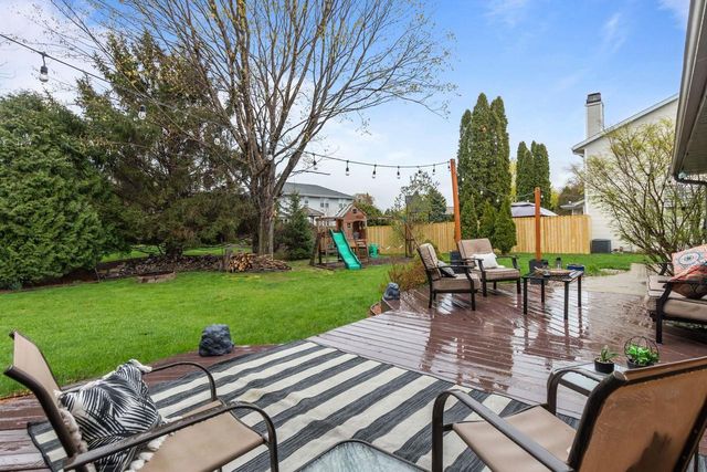 2212 W SENECA DRIVE, Appleton, WI 54914