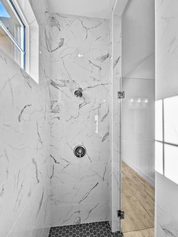 21 Flower Garland Road, Santa Fe, NM 87508