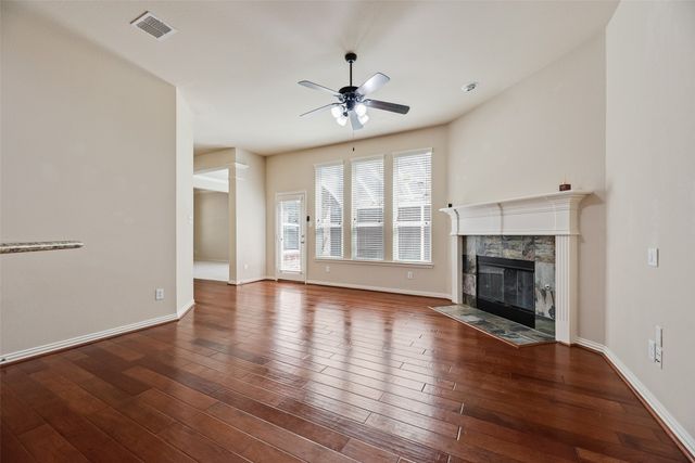 6897 Parker Creek Place, Frisco, TX 75034