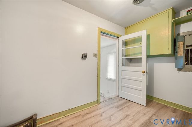 1105 Rossford Rd, Henrico, VA 23227
