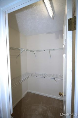 113 Kentucky Oaks ., Montgomery, AL 36117