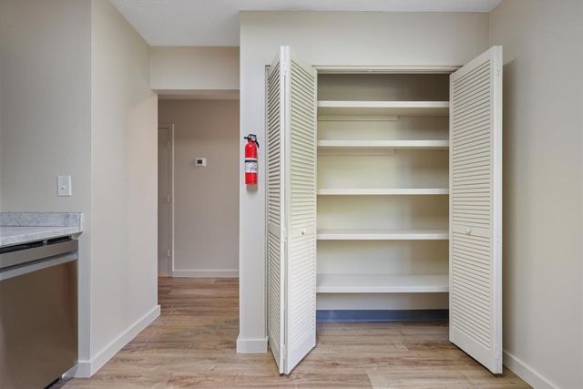 3561 Kennesaw Station Drive NW, Kennesaw, GA 30144