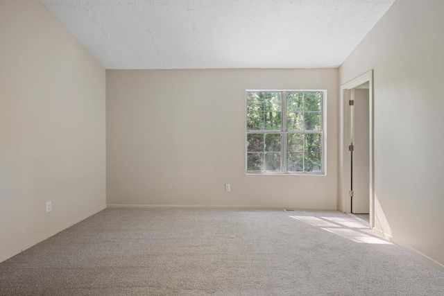 3561 Kennesaw Station Drive NW, Kennesaw, GA 30144