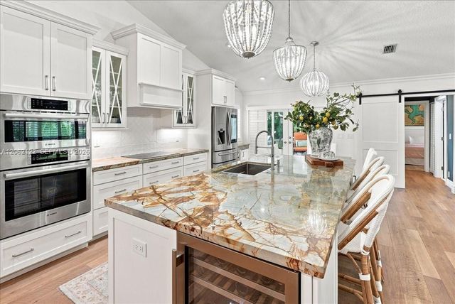 894 Spoonbill Circle, Weston, FL 33326