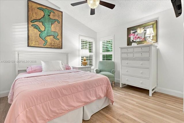 894 Spoonbill Circle, Weston, FL 33326
