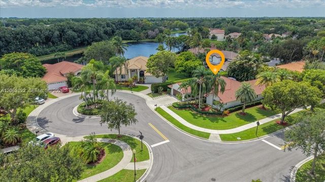 894 Spoonbill Circle, Weston, FL 33326
