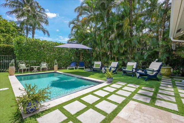894 Spoonbill Circle, Weston, FL 33326