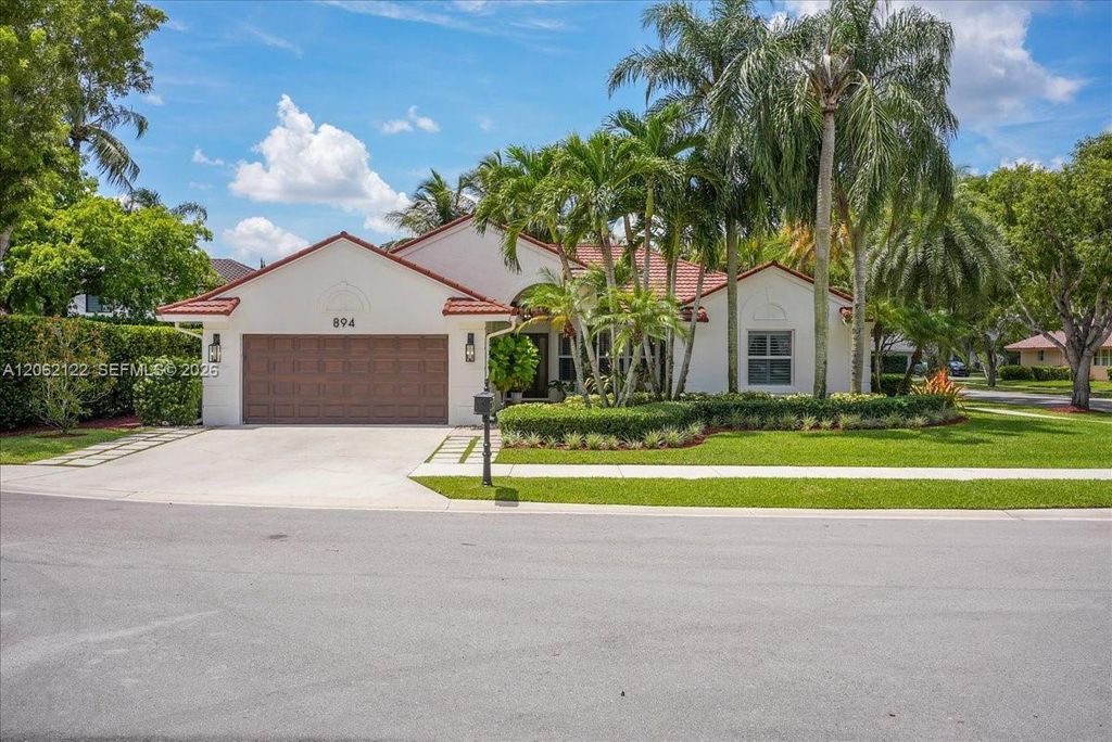 894 Spoonbill Circle, Weston, FL 33326