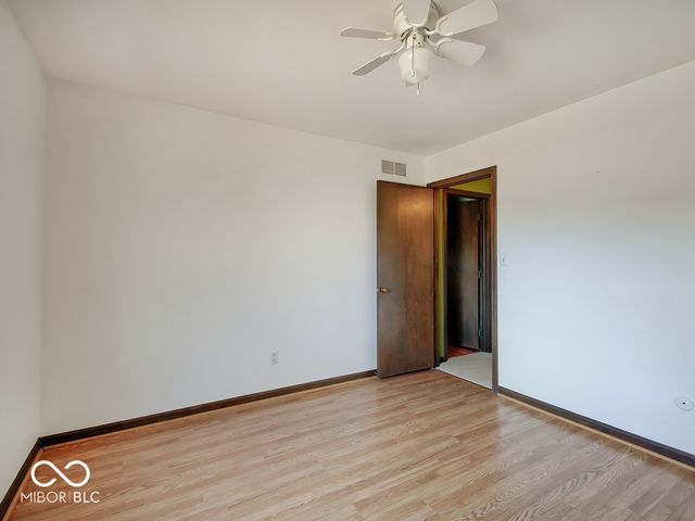 12723 Wembly Road, Carmel, IN 46033