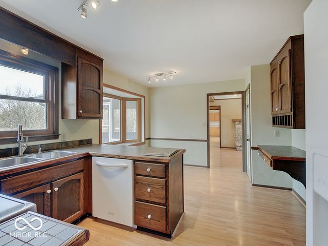 12723 Wembly Road, Carmel, IN 46033