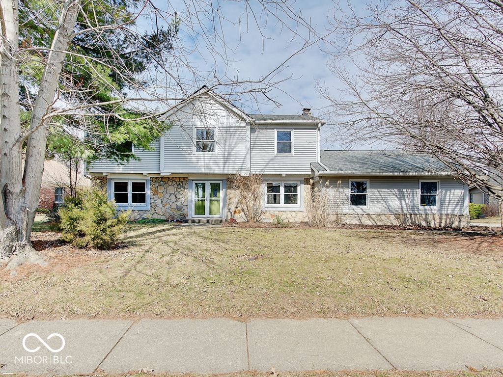 12723 Wembly Road, Carmel, IN 46033