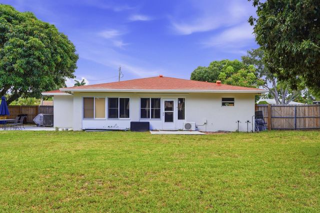 1900 CARISSA Road, Lake Clarke Shores, FL 33406