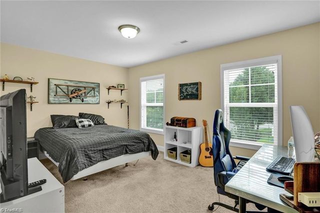 991 Beesons Field Drive, Kernersville, NC 27284