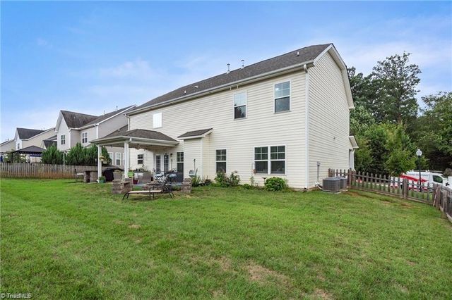 991 Beesons Field Drive, Kernersville, NC 27284