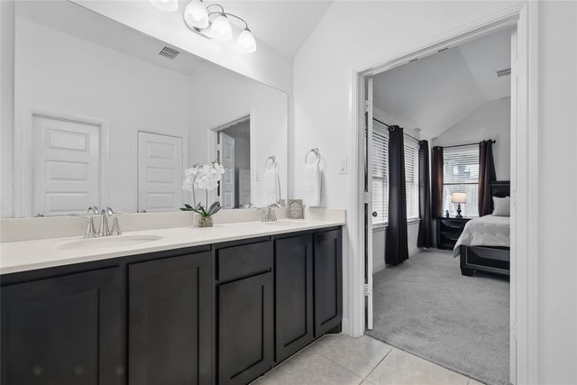 250 Wilmette Avenue, Oak Point, TX 75068