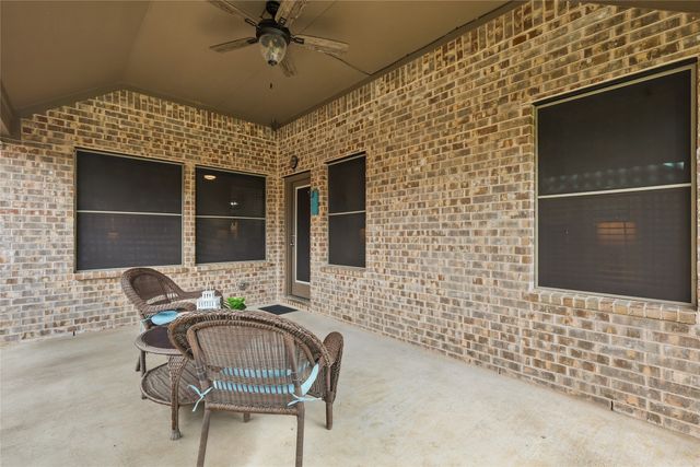 250 Wilmette Avenue, Oak Point, TX 75068