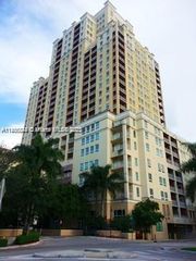 7355 SW 89th St 622N, Miami, FL 33156