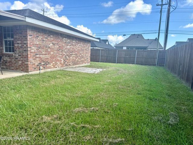 101 Sugar Creek Drive, Youngsville, LA 70592
