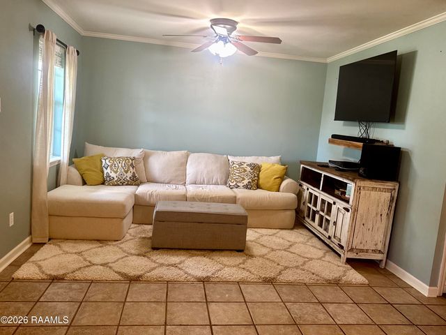 101 Sugar Creek Drive, Youngsville, LA 70592