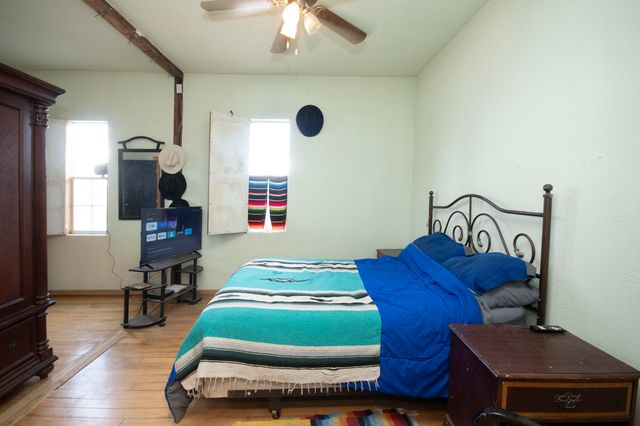 517 E Reinken Avenue, Belen, NM 87002
