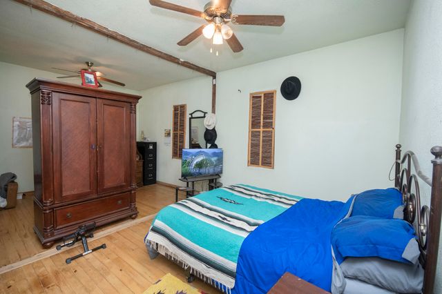517 E Reinken Avenue, Belen, NM 87002