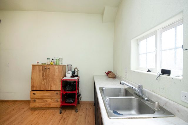 517 E Reinken Avenue, Belen, NM 87002