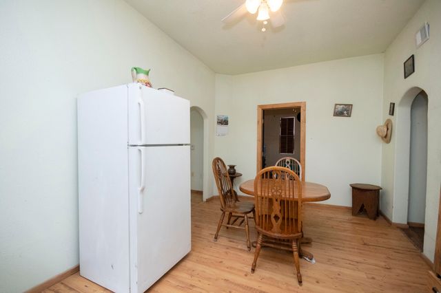 517 E Reinken Avenue, Belen, NM 87002