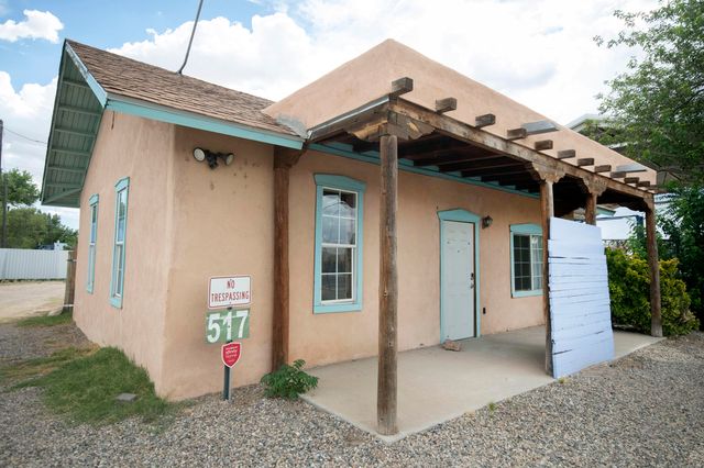 517 E Reinken Avenue, Belen, NM 87002