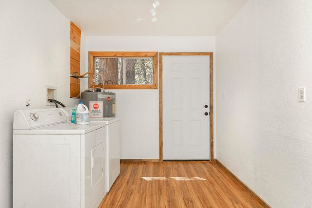 520 Tetherow Road, Williams, OR 97544