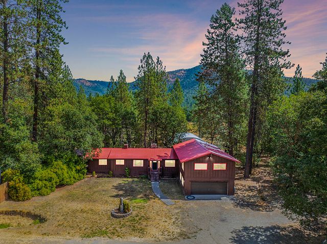 520 Tetherow Road, Williams, OR 97544