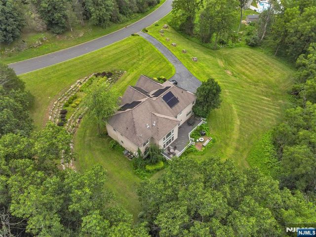 5 Carpenter Place, Sparta, NJ 07871
