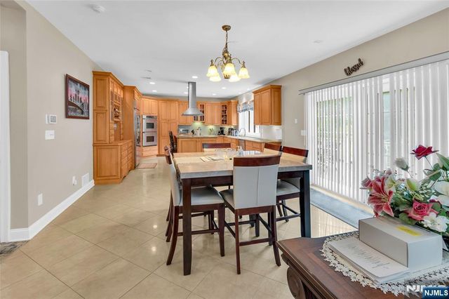 5 Carpenter Place, Sparta, NJ 07871