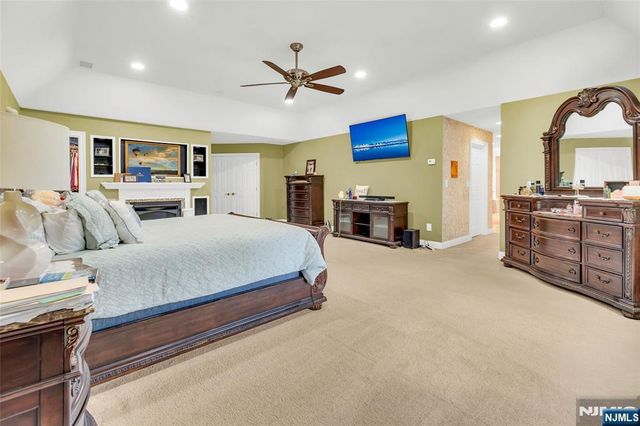 5 Carpenter Place, Sparta, NJ 07871