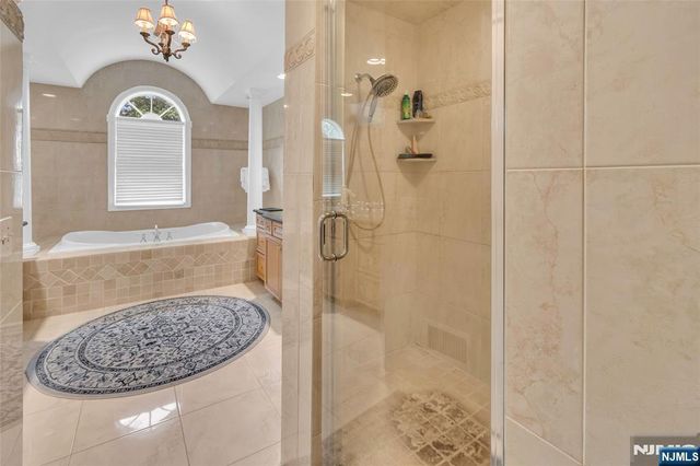 5 Carpenter Place, Sparta, NJ 07871