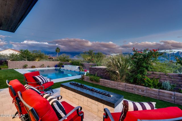 14298 N Quiet Rain Drive, Oro Valley, AZ 85755