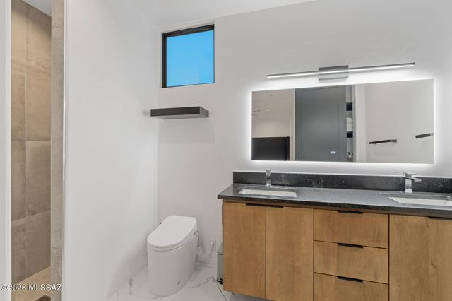 14298 N Quiet Rain Drive, Oro Valley, AZ 85755