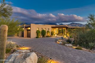 14298 N Quiet Rain Drive, Oro Valley, AZ 85755