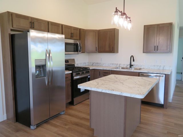 18527 Nankeen Court, New Paris, IN 46553