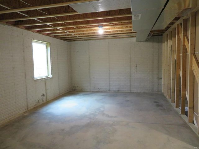 18527 Nankeen Court, New Paris, IN 46553