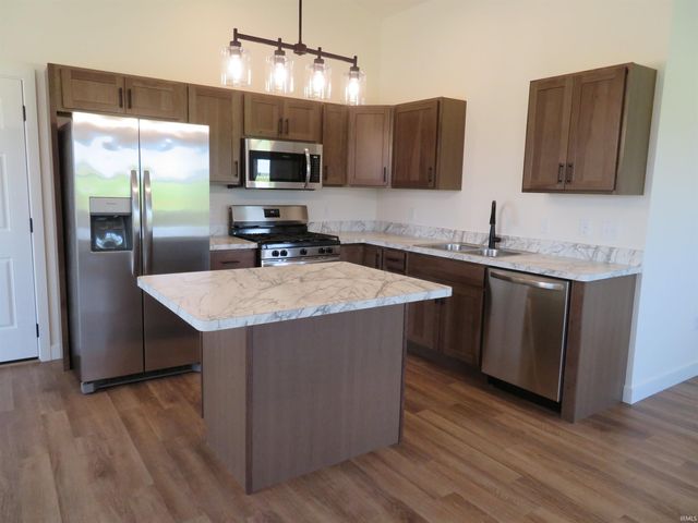 18527 Nankeen Court, New Paris, IN 46553