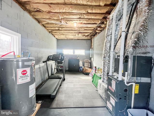 6220 MILL RD, Egg Harbor Township, NJ 08234