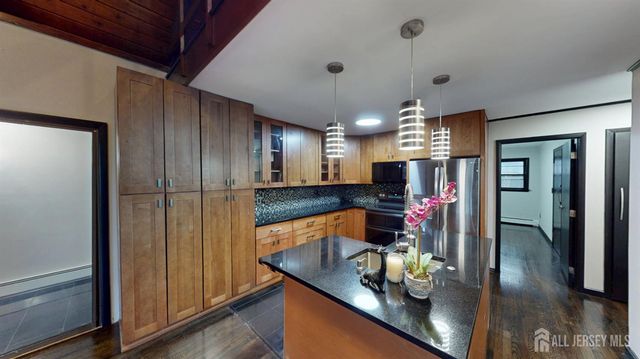 254 Schussler Street, Sayreville, NJ 08879