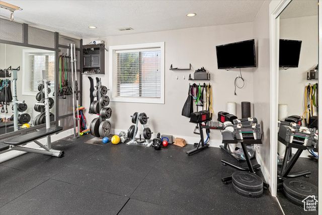 160 600 N, Millville, UT 84326