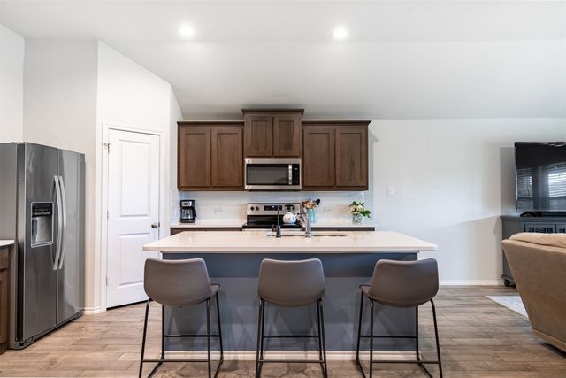 610 Autumn Avenue, Justin, TX 76247