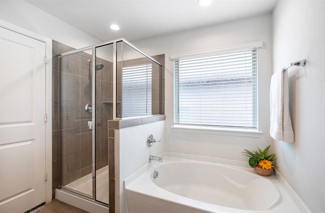 610 Autumn Avenue, Justin, TX 76247