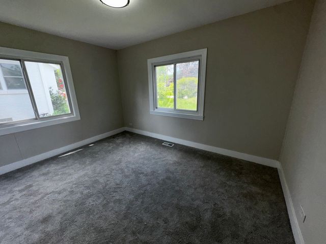 722 E Indiana Street, Wheaton, IL 60187